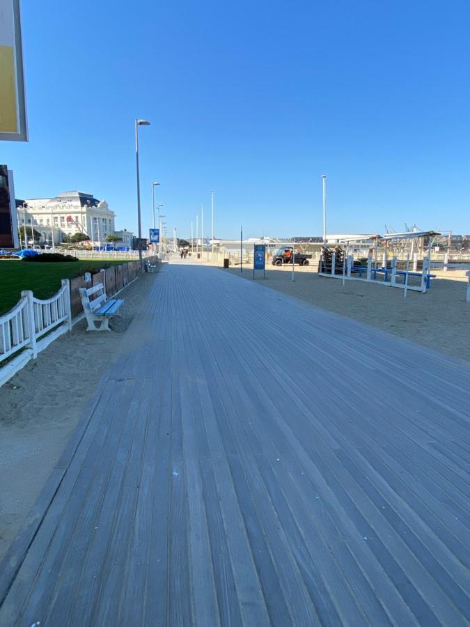 Le Petit Flaubert Apartment Trouville-sur-Mer Bagian luar foto